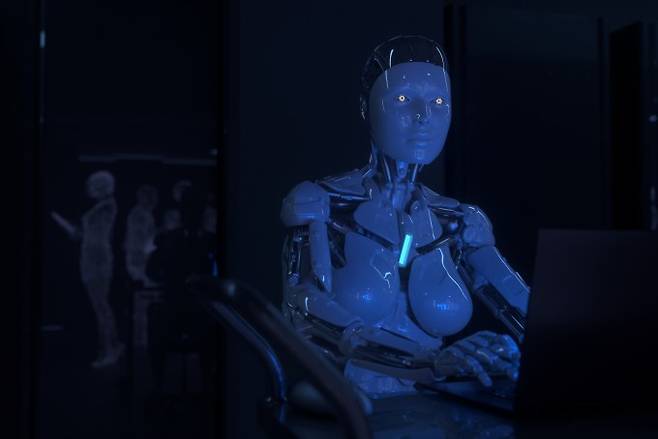 거대언어모델(LLM)이 허위 의료정보를 사실로 수용하는 비율이 최대 46%에 달하고&nbsp;사회과학 설문조사에서도 AI 봇이 응답을 오염시키는 사례가 늘고 있다는 연구 결과가 잇따라 나왔다. 게티이미지뱅크 제공.