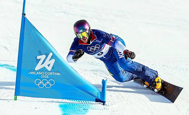 빙상 종목 중심의 한국 동계올림픽 메달 지형도가 바뀐다. 이번 올림픽의 첫 메달 2개가 설상 종목 스노보드에서 나왔다. 스노보드 평행대회전 김상겸. [뉴스1]