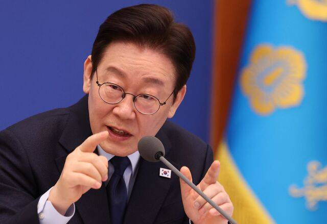 이재명 대통령이 10일 청와대 본관에서 열린 제5회 국무회의에서 발언을 하고 있다. 김지훈 기자