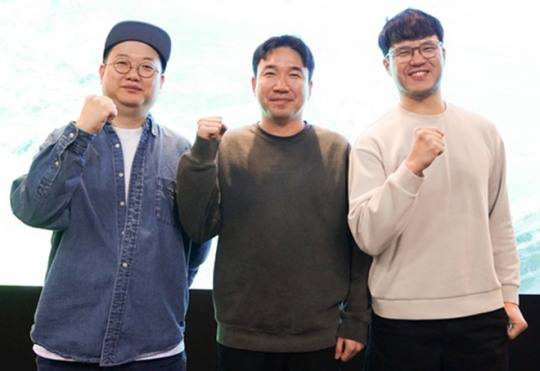 왼쪽부터 NHN 정중재 게임사업실장, 링게임즈 김원주 PD, 링게임즈 김태헌 개발사업실장. 사진 제공 : NHN