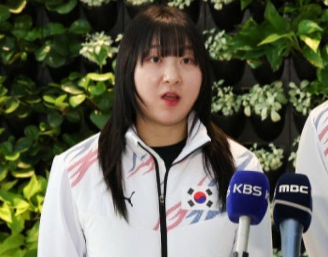 여자 크로스컨트리 선수 한다솜(32·경기도청)과 이의진(25·부산광역시체육회)이 금지 물질을 사용한 것으로 확인돼 2026 밀라노·코르티나담페초 동계올림픽 예선에서 실격처리 됐다. 사진은 이의진 선수. /사진=뉴스1