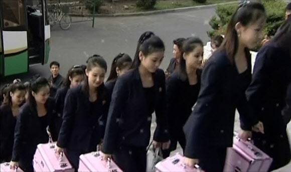 왕재산예술단 예술인들. 연합뉴스