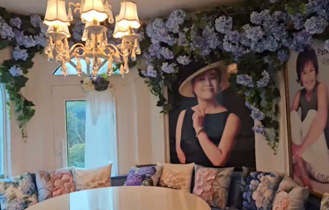 박원숙 카페. 사진|유튜브 영상 캡처