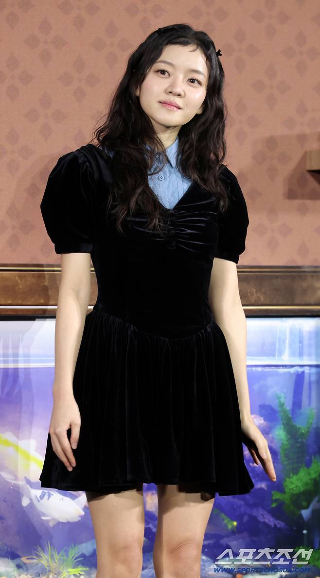 12일 메가박스 코엑스에서 열린 넷플릭스 영화 '파반느'의 제작보고회. 고아성이 포즈를 취하고 있다. 허상욱 기자wook@sportschosun.com/2026.02.12/