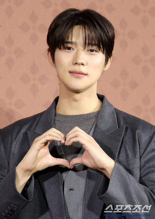 12일 메가박스 코엑스에서 열린 넷플릭스 영화 '파반느'의 제작보고회. 문상민이 포즈를 취하고 있다. 허상욱 기자wook@sportschosun.com/2026.02.12/