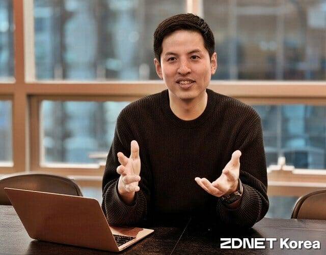 신인식 대표의 목표 IT 기술로 국민의 건강 수명을 늘리는 것이다