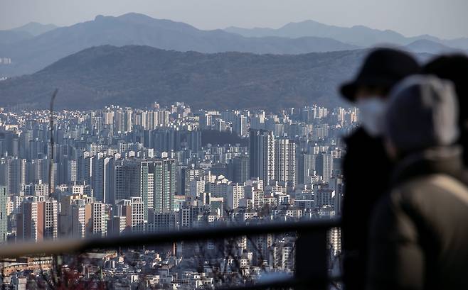 서울 용산구 남산에서 바라본 서울 시내 아파트 단지 ⓒ시사저널 최준필