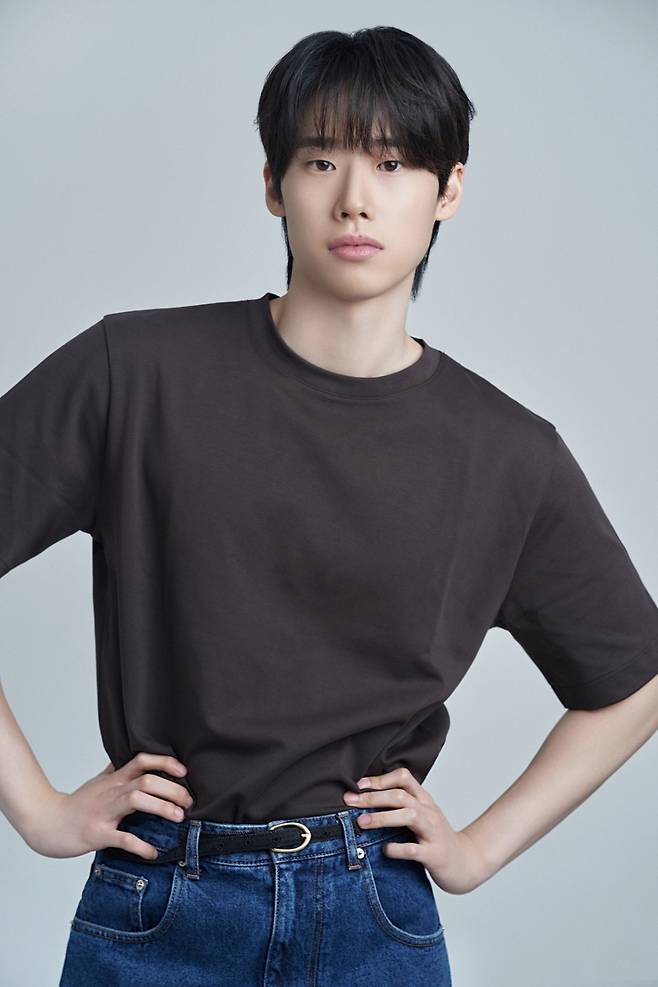 '왕과 사는 남자'의 배우 김민이 12일 서울 종로구 스타뉴스 사옥에서 진행된 인터뷰를 위해 포즈를 취하고 있다. 사진제공=제이와이드컴퍼니/2026.02.12 /사진=김휘선 hwijpg@