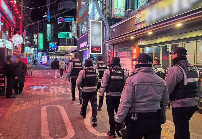 호객행위 단속 [인천경찰청 제공. 재판매 및 DB 금지]