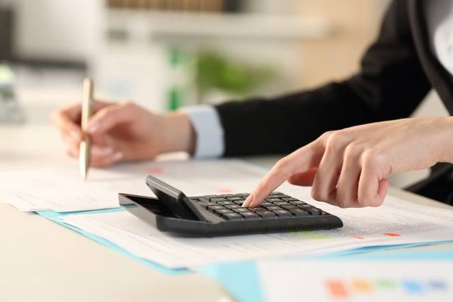 중소벤처기업부는 9일 접수를 시작한 ‘소상공인 경영안정바우처’ 지원 사업에 12일까지 173만건이 접수됐다고 13일 밝혔다. 이는 전체 지원 대상 230만명의 75.2%에 해당한다. 클립아트코리아