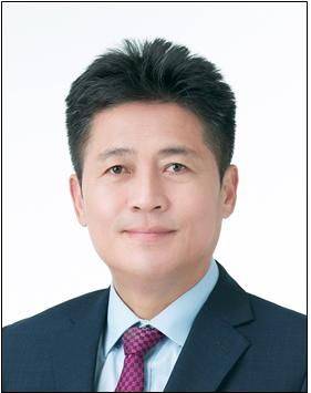 김정헌 인천 중구청장은 13일 제330회 중구의회(임시회) 제2차 본회의에서 ‘신설구 출범 공유재산 및 지방채 관련 입장문’을 발표했다. 인천중구청 제공.