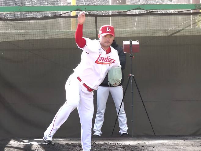 현재 SSG 2군 스프링캠프지인 일본 미야자키에서 훈련 중인 노경은. SSG 제공