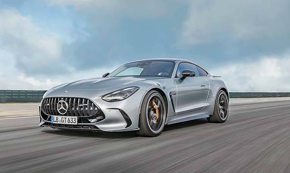 일상에서는 편안하고 조용한 전기차, V8 엔진과 모터의 힘을 더해 초고성능 PHEV 스포츠카로 변신하는 GT 63 S E 퍼포먼스.