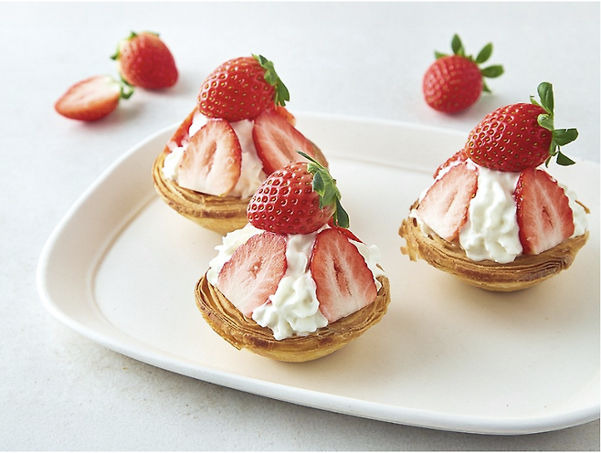 베이커리 데코용 딸기 상품 [쿠팡 제공]