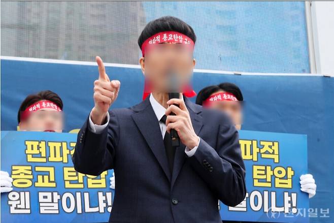 신천지 빌립지파장을 지낸 김모 씨가 원주지역 수련원과 충주 공장에 수십억 원 대 투자를 한 것으로 알려졌다. 김씨는 신천지 정교유착 비리 의혹으로 수사를 받는 고동안 총무의 측근으로 알려졌다. 천지일보 캡쳐