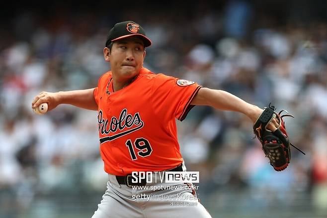 ▲ 스가노 도모유키는 콜로라도 로키스에서 메이저리그 커리어를 이어가기로 했다. 아메리칸리그 피홈런 1위 투수가 투수들의 무덤에 스스로 걸어들어갔다.