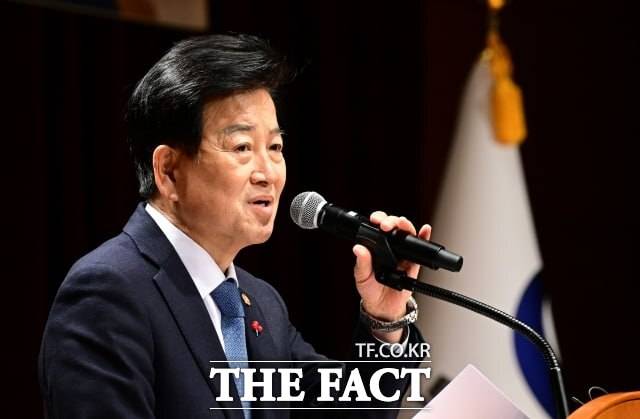 북한은 김 부부장 담화를 통해 무인기와 관련한 재발방지를 요청했다. 이에 정부는 9·19 군사합의 중 '비행금지구역 복원'을 검토 중인 것으로 전해진다. 사진은 정동영 통일부 장관. /임명무 기자