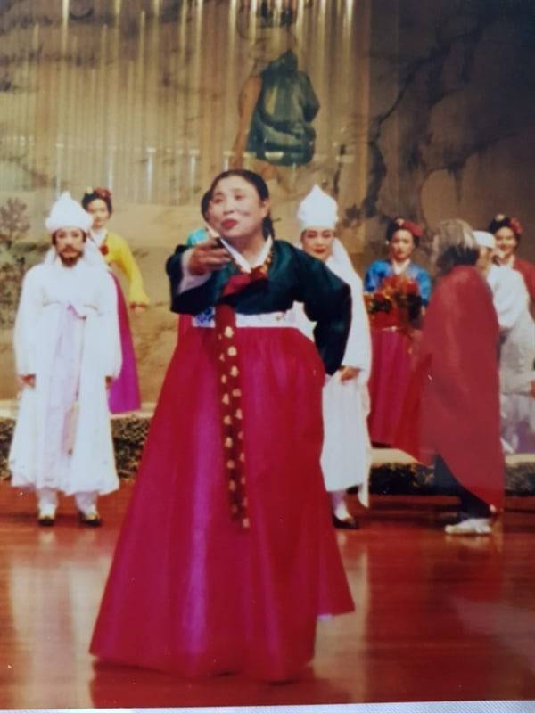 홍성덕 명창이 여성국극 무대에 오른 모습. /한국여성국극예술협회