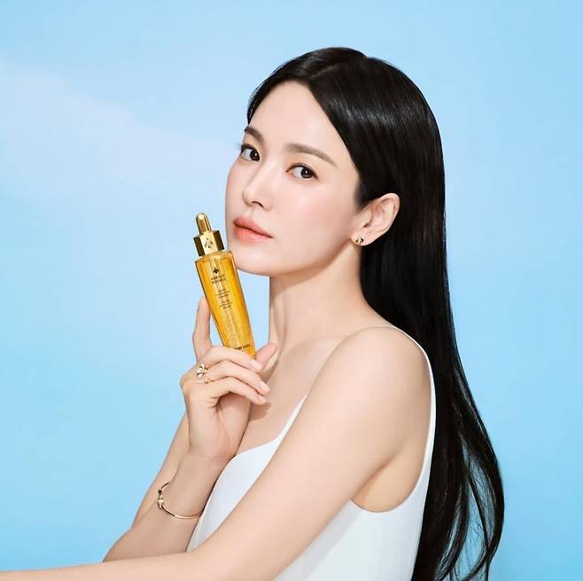 사진 = 송혜교 인스타그램