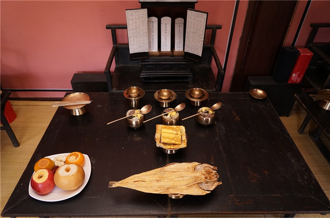 '주자가례' 규범을 잘 실천하는 안동 퇴계종가의 차례상 (한국국학진흥원 제공)