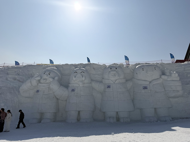 대관령눈꽃축제 국가대표가 된 마스코트들 / 사진= 문서연 여행+ 기자