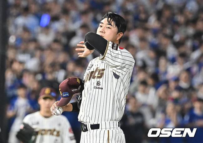 [OSEN=부산, 이석우 기자] 롯데 자이언츠 윤성빈 / foto0307@osen.co.kr