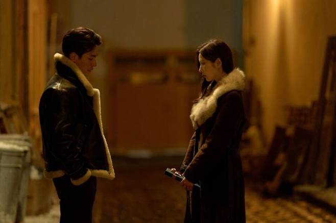 박정민과 신세경. NEW 제공