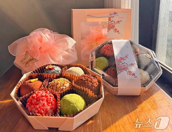 서울 마포구 망원동 카페 '단고당'에서 선보인 5만 9000원짜리 두쫀쿠 설날 세트. (단고당 제공)