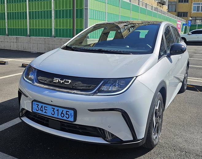 BYD 돌핀의 외관. /김지환 기자