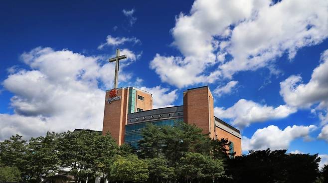 경기도 용인시 기흥구에 자리 잡은 기쁨의교회 전경이다. 기쁨의교회 제공