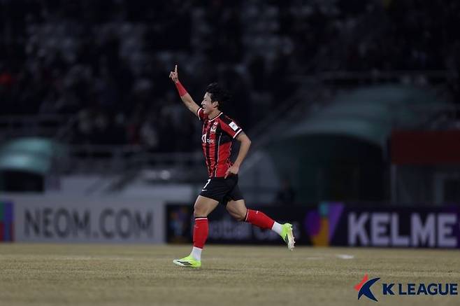 [서울=뉴시스] 프로축구 K리그1 FC서울의 정승원. (사진=한국프로축구연맹 제공)