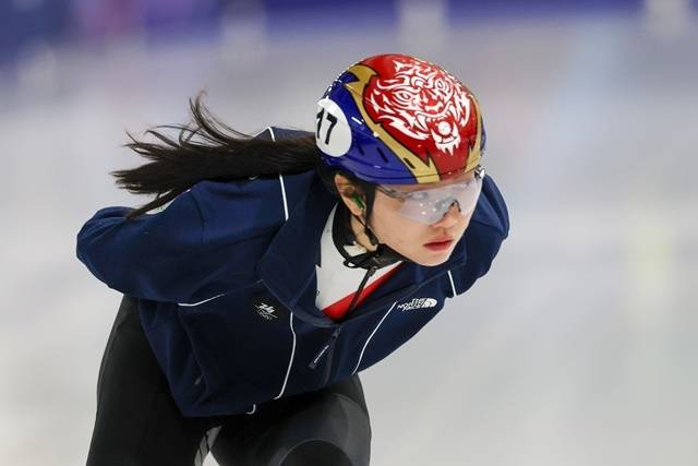 2026 밀라노·코르티나담페초 동계올림픽 개막일인 6일(현지시간) 이탈리아 밀라노 아이스스케이팅 아레나에서 쇼트트랙 대표팀 심석희가 훈련하고 있다. 사진=연합뉴스