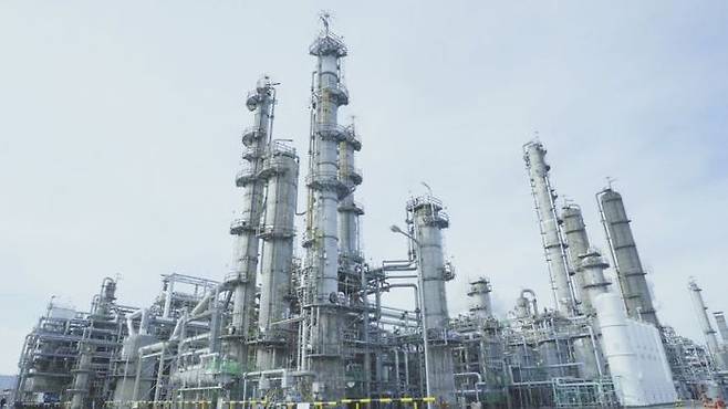 롯데케미칼 대산산단 NCC설비. ⓒ롯데케미칼