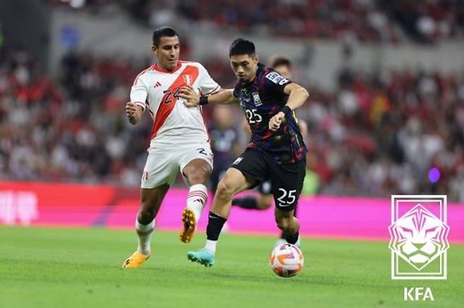 박규현(사진 오른쪽). 사진=대한축구협회