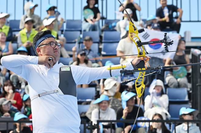 파리올림픽 3관왕에 빛나는 김우진은 가장 많은 메달 포상금을 수령했다. /사진=뉴시스