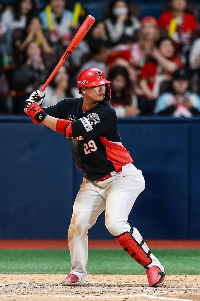 ▲ 종아리 부상으로 캠프를 완주하지 못한 변우혁은 3주간은 휴식을 취해야 하는 상황이다 ⓒKIA타이거즈