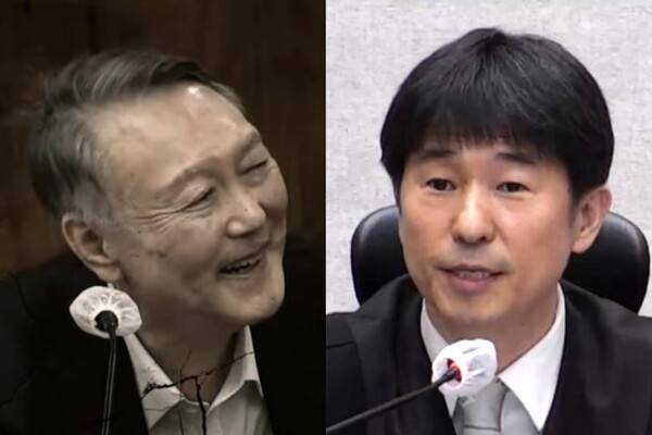 '내란 우두머리' 법정의 윤석열 전 대통령(왼쪽)과&nbsp;지귀연 부장판사