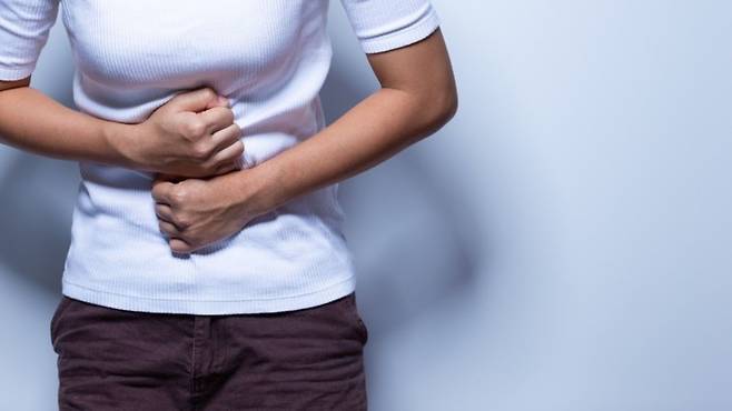 소화불량 시 소화제 복용은 증상에 따라 선택해야 한다｜출처: 게티이미지뱅크