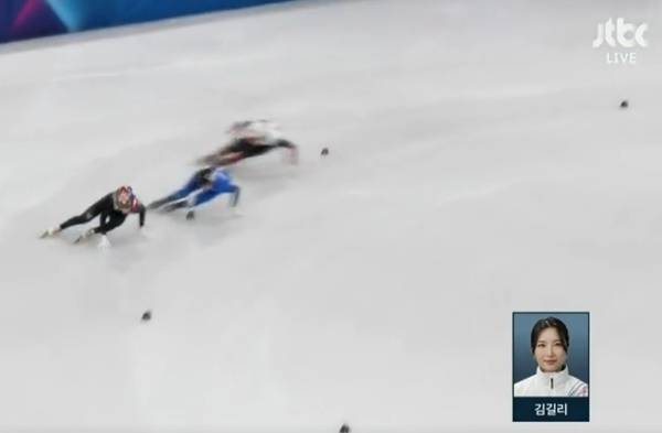 마지막 바퀴 코너에서도 '양 손 짚기' 기술을 선보이는 김길리. ⓒJTBC