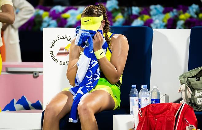 패배의 아픔에 눈물을 보인 안드레예바. GettyimagesKorea