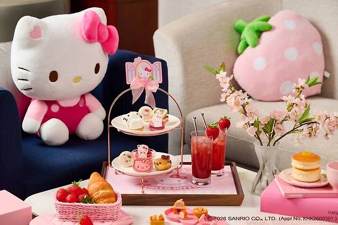 롯데호텔 월드, 헬로키티 스트로베리 월드 / 사진=롯데호텔 월드