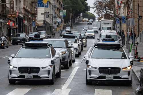 뉴욕시가 상업용 로보택시 운행 허용 방안을 철회했다. [사진 = 연합뉴스]