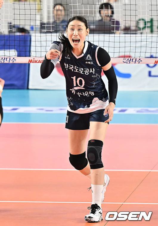 [OSEN=김천, 이석우 기자] 한국도로공사 배유나 001 2025.12.11 / foto0307@osen.co.kr