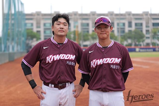 키움이 19일 대만 가오슝 국경칭푸 야구장에서 첫 자체 청백전을 실시했다. 사진 | 키움 히어로즈