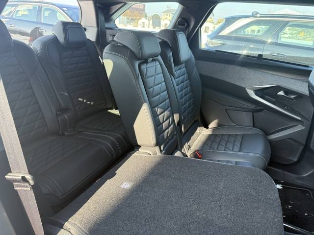 5008의 2열을 접은 모습. 임주희 기자