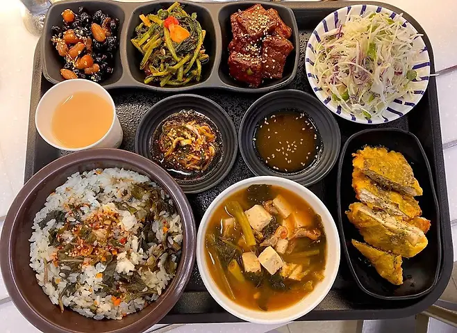 image.png 5500원 구내식당.jpg