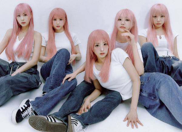 걸그룹 에이핑크(Apink)가 여덟번째 단독 콘서트를 열었다. 사진은 에이핑크 2026 단독 콘서트 포스터. /사진=위드어스 제공