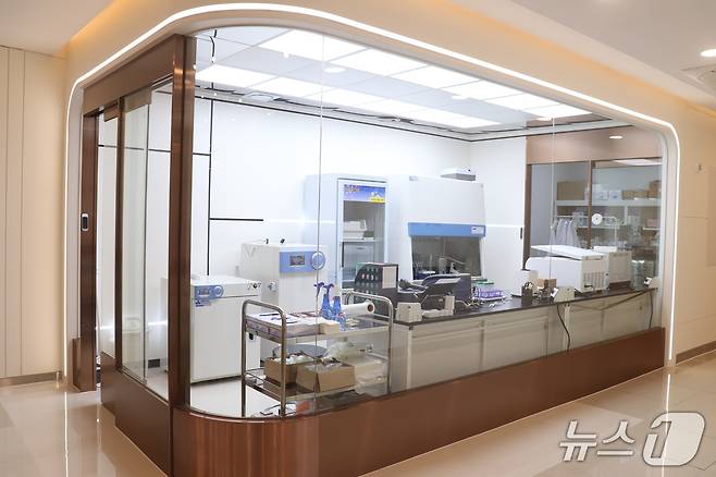 지방줄기세포 바이오기업 모닛셀의 병의원 줄기세포 센터 유닛.(팽팽클리닉 제공)