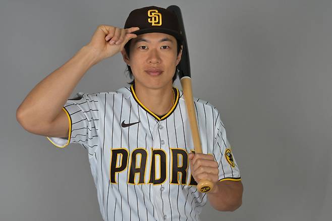 Feb 18, 2026; Peoria, AZ, USA;   San Diego Padres Sung-Mun Song (24) during spring training photo day. Mandatory Credit: Jayne Kamin-Oncea-Imagn Images    <저작권자(c) 연합뉴스, 무단 전재-재배포, AI 학습 및 활용 금지>
