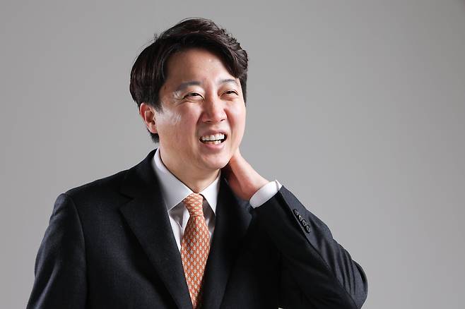 12일 서울 중구 조선일보 스튜디오에서 개혁신당 이준석 당대표가 본지와 인터뷰하고 있다. / 고운호 기자